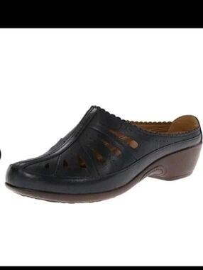 Easy Spirit Gloriann Black Laser-Cut Leather Slip-On Mule Comfort 9W